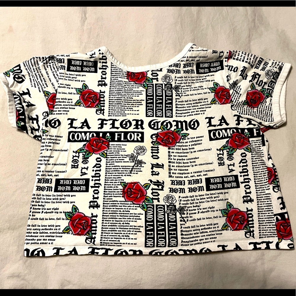Selena Quintanillla song lyric cropped T “Como la Flor”